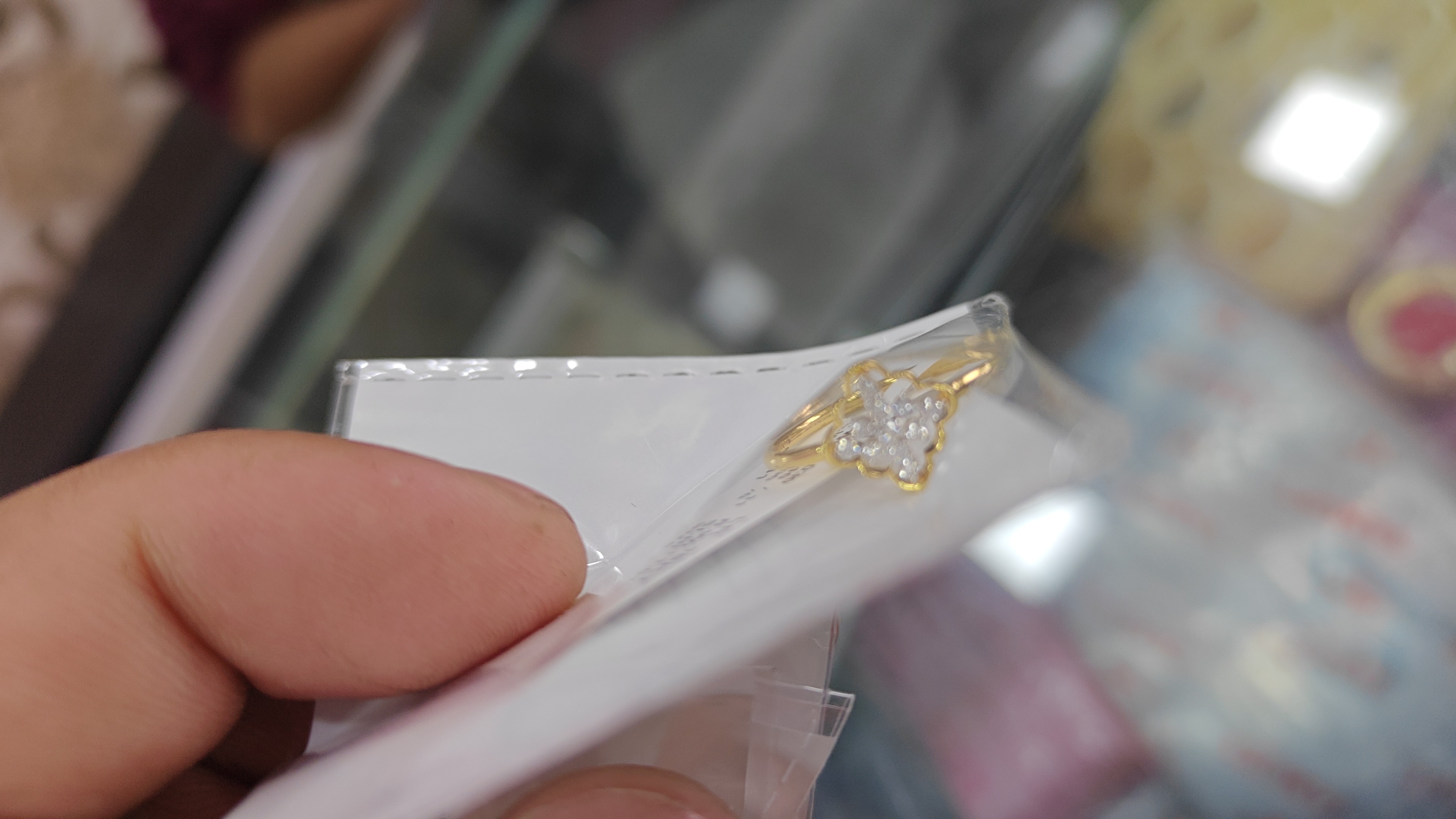 Jewellery in gold & silver